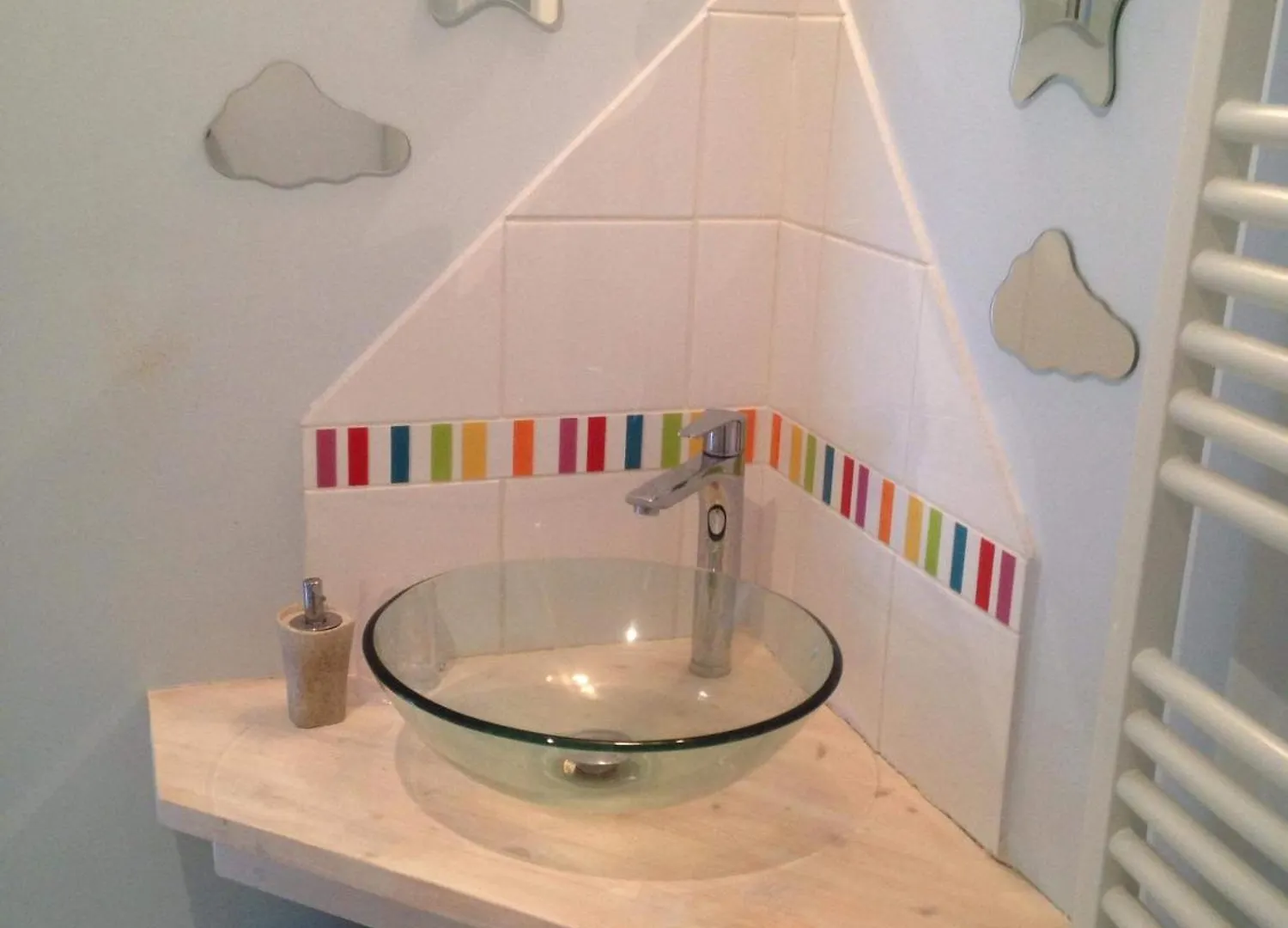 Les Acajous Bed & Breakfast Chalinargues